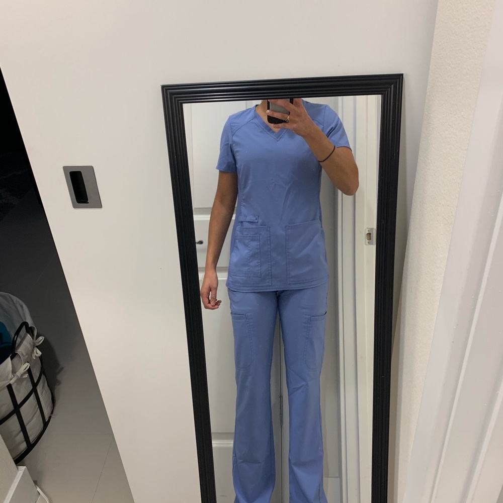 Cherokee iflex scrub set in Ciel blue